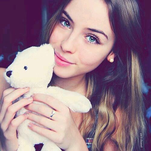 Kouurtneey's profile picture. #TeamThomas #AllôNabilla #TeamNabilla #TeamRihanna #TeamNickiMinaj #Cyprien #NormanFaitDesVideos #LesAnges6 #ThibaultMiami #BenjaminEtAnais ♥