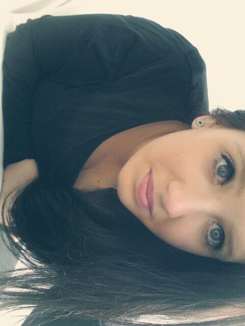 Yoschii1301's profile picture. 