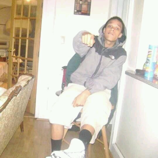 #Aries , chris . Born Long-Island. Ny , Been state to state. #631 #240 #516 new york city metropolitan area wassup with yu