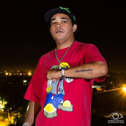 Sou  professor, formado em Pedagogia. http://t.co/TAlI6LZ6cN