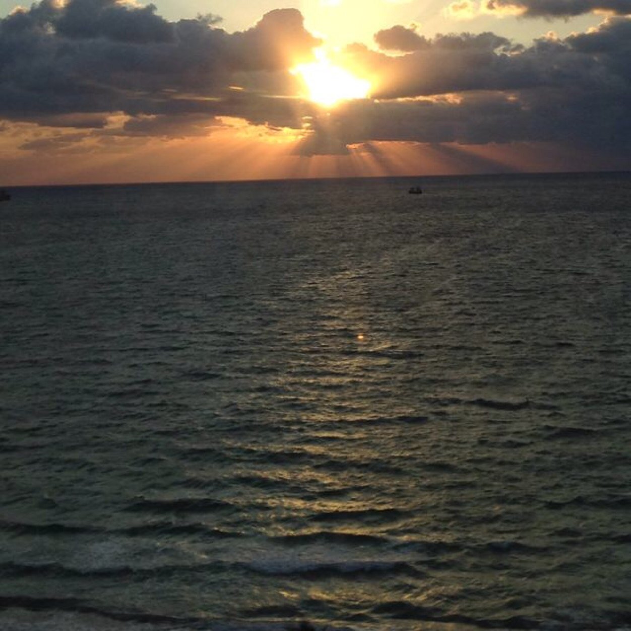 MILLIONpicAIRE's profile picture. Its the thoughts of a simple but complex mind.