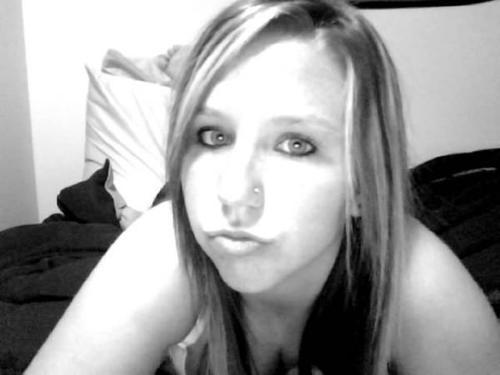 the names cassie. seventeen. hockey is my life. i love my friends & family (:
