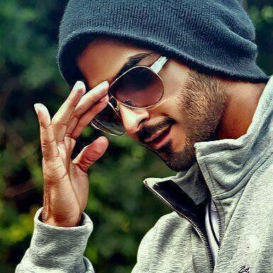 ana l7ale. [º-º]