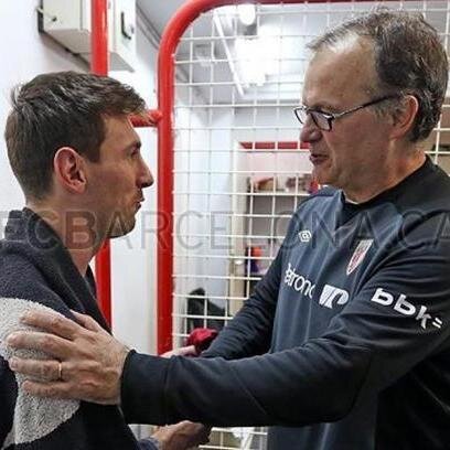 Born in 1988, football lover since May 1997. Football manager player. Favourite team: Málaga. Favourite player: Leo Messi. Favourite coach: Marcelo Bielsa.