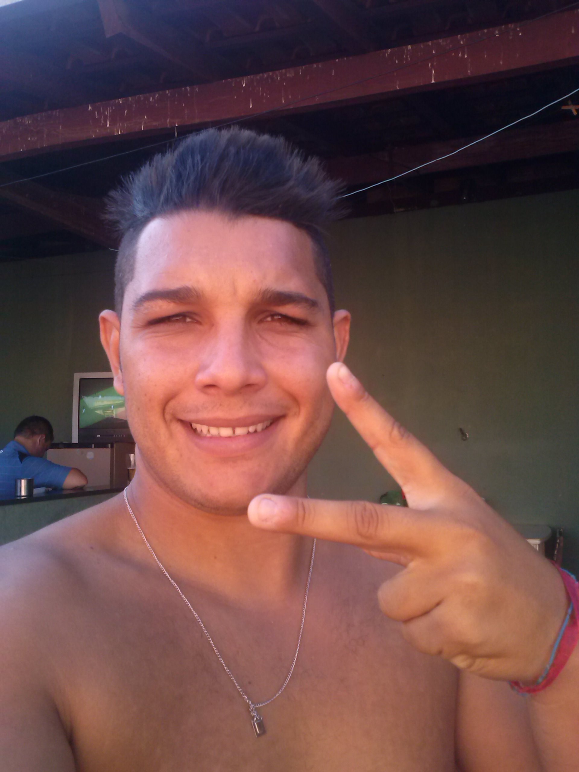 Ousadia de nunca parar sempre passar quem tiver na frente e Alegria de ser quem eu sou um menino alegre e feliz
