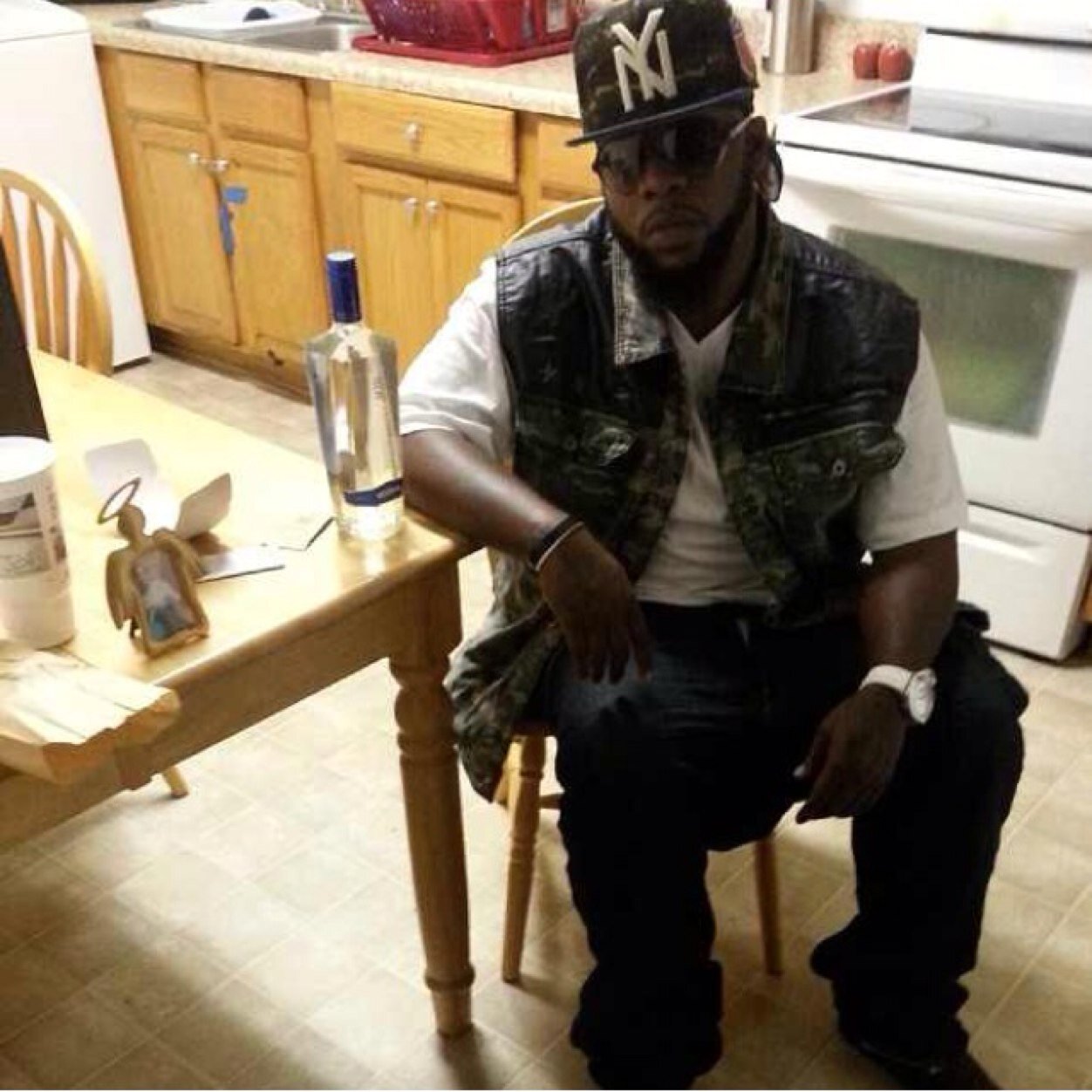 Foreva_804_B's profile picture. Humble nigga doing this life shit the right way Former RaigeRecords Capo. On my grind like you should be #Salute me when u see me! #IG ambition_is_B