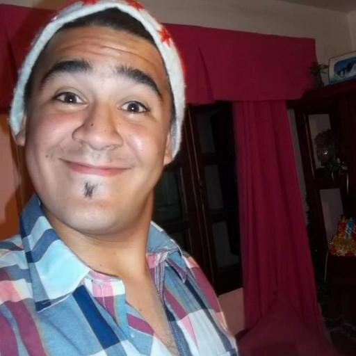 a tú suerte siempre restale una duda a esa duda una posibilidad , sí esa posibilidad se vuelve tan loca esa es tú verdad..