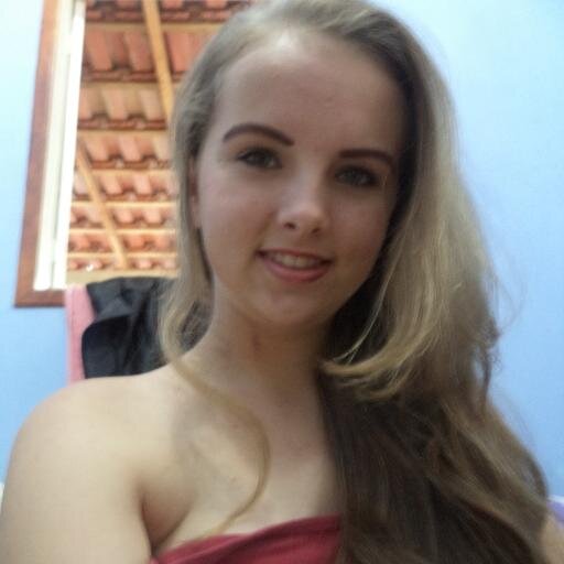 Tenha coragem de seguir o seu coração. Ele já sabe o que você realmente deseja. Todo resto é secundário. Wasington Te Amo ♥