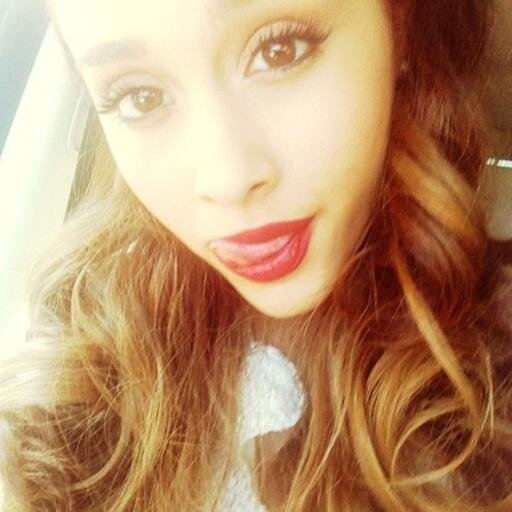 https://t.co/ML6PCu418p
http://t.co/cAu3wdOEg3
I LOVE ARIANA GRANDE AND SELENA GOMEZ AND NINA DOBREV AND THE VAMPIRE DIARIES