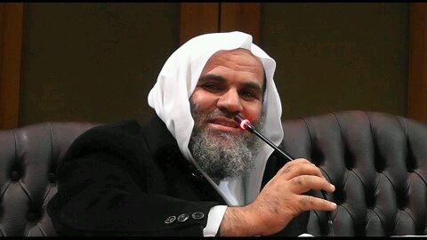 ‏هذا حسابي الرسمي علي تويتر ( أمض و لا تلتفت )