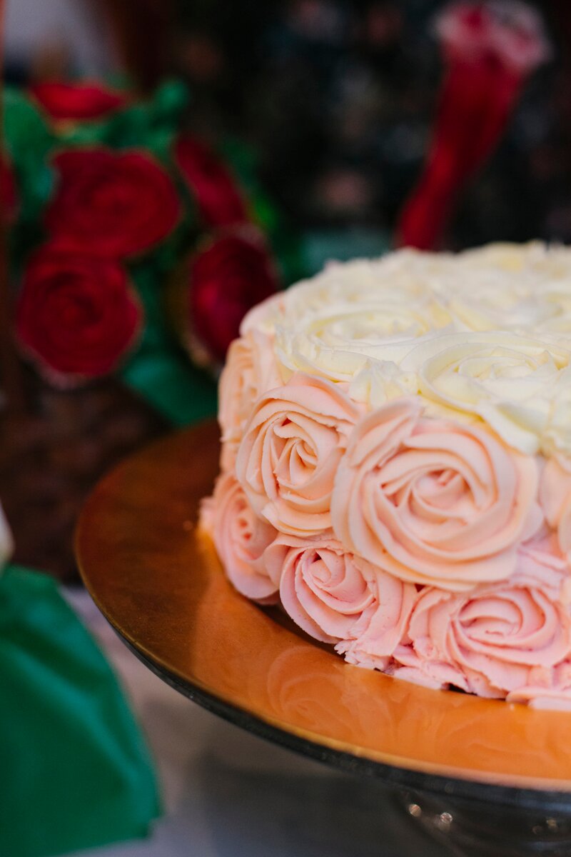 Cake decorating supplies. Helpful, creative, affordable. Contact glamouricecolne@gmail.com 07516 632 989 #colne