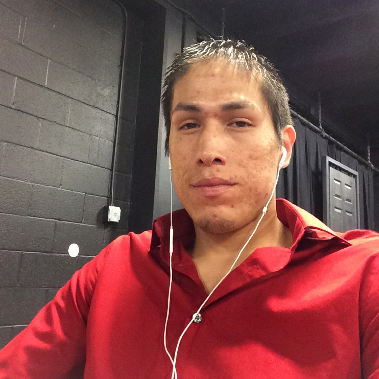 DerrisFunmaker's profile picture. Be water, my friend.