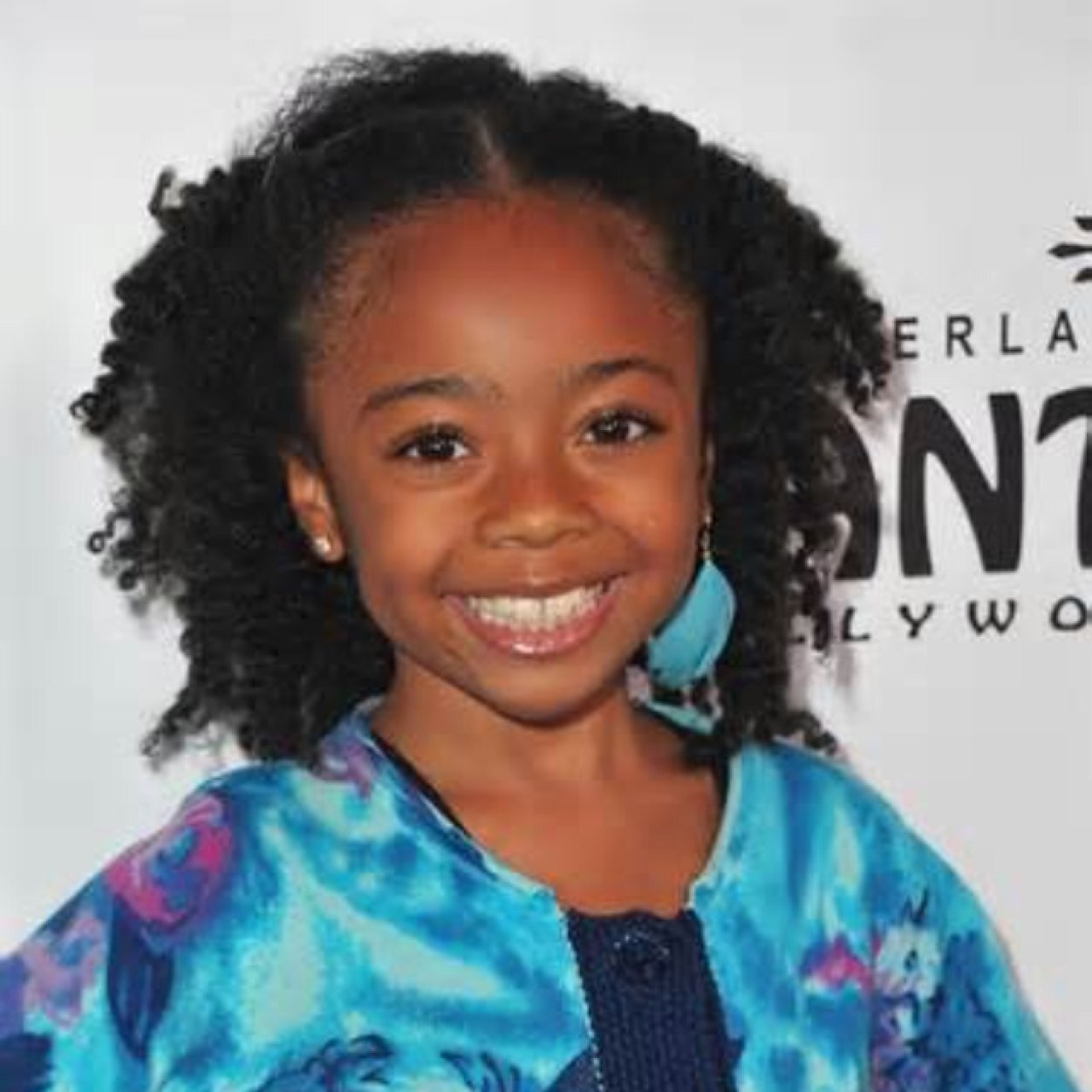Hey its Skai jackson fan I will be a skai fan FOREVER!!