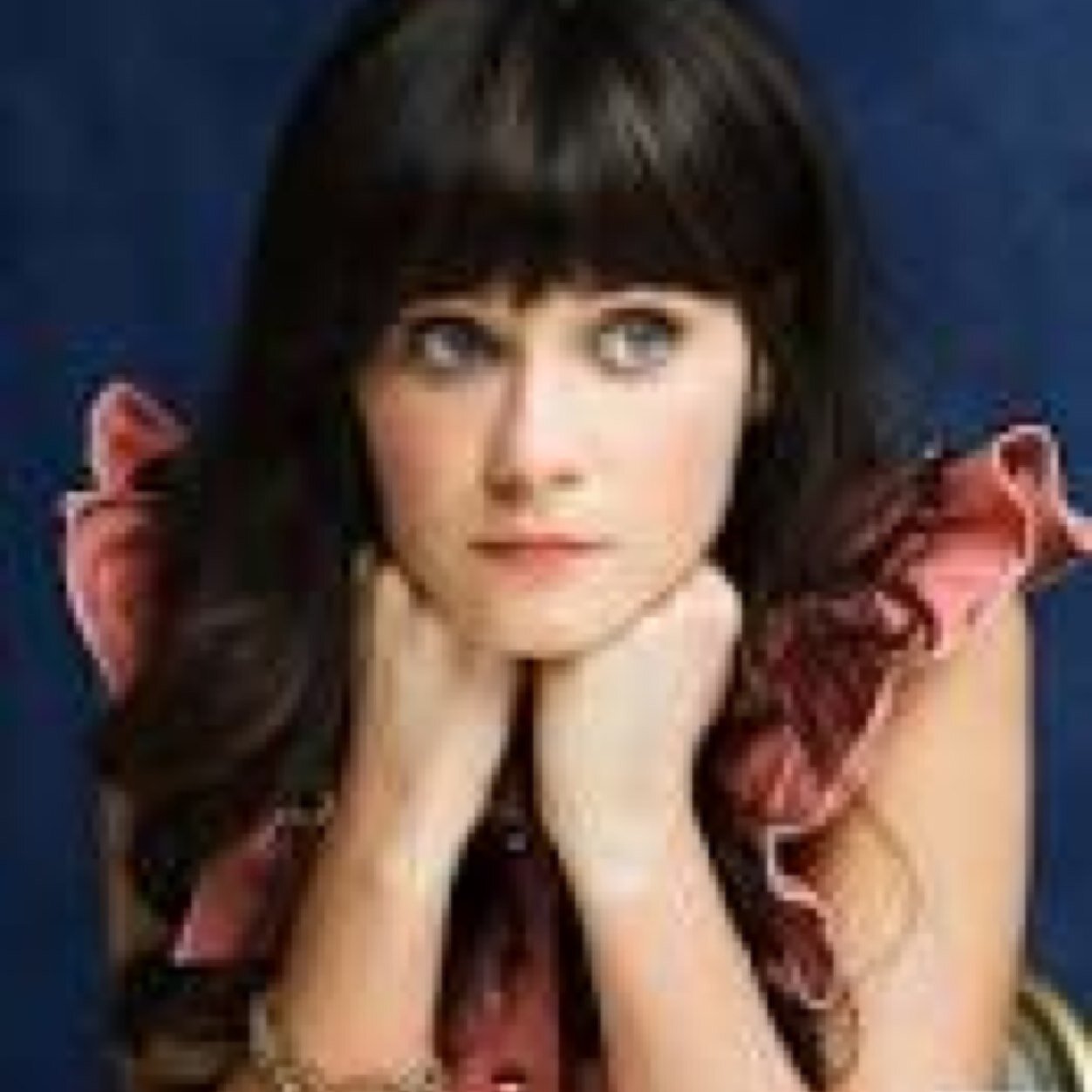 PureAsTheOcean's profile picture. I refuse to be the poor mad girl from district four. Finnick would want me to stay strong.  [THG multi RP]