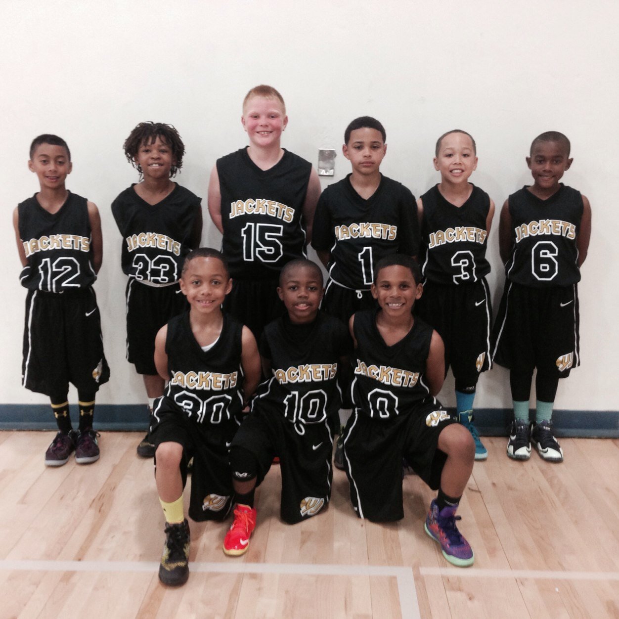 We are the Yellow Jackets' organizations c/o 2024 team ready to take the West Coast by storm. #wegotnext