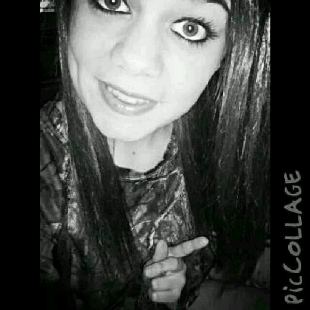 Catherine_Dacey's profile picture. ·15 years old! Louisiana girl! ·Penguins are my thing. ·instagram-Catherine_Dacey! ·Everyday is a second chance! :) !