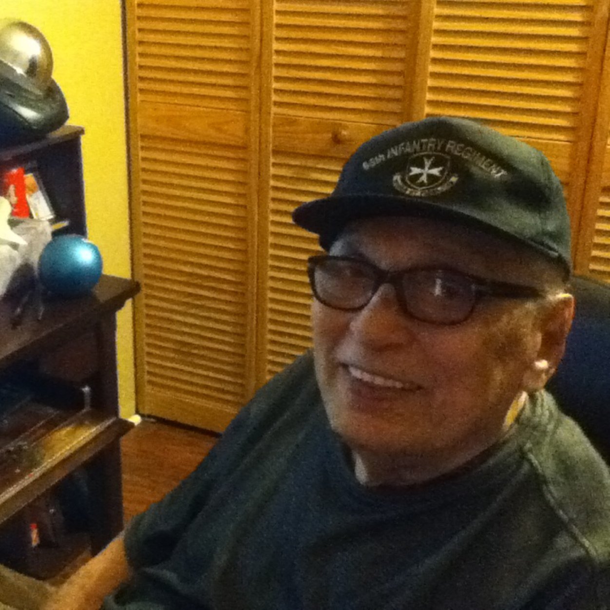My name's Miguel Berlingeri. Friends call me Mike. I'm retired from The U.S. Army, Ford Motor Company and the radio industry. I love people. I love my country.