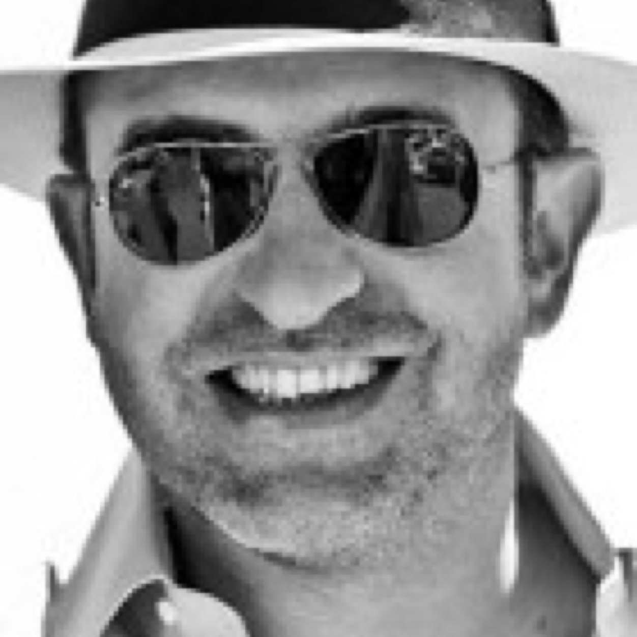paragliding pilot, world traveller