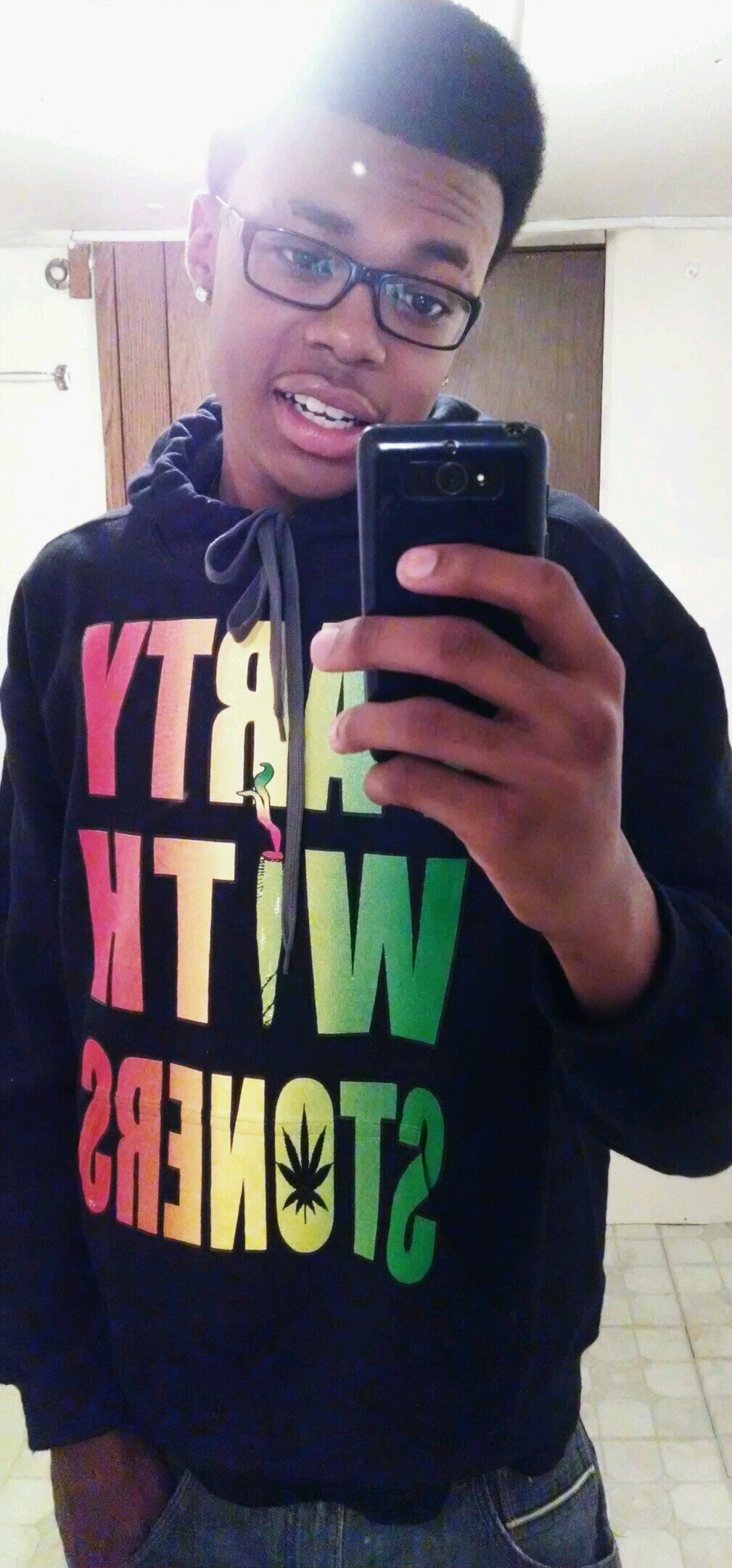 follow me , I bes following back #teamscorpio, #DROID