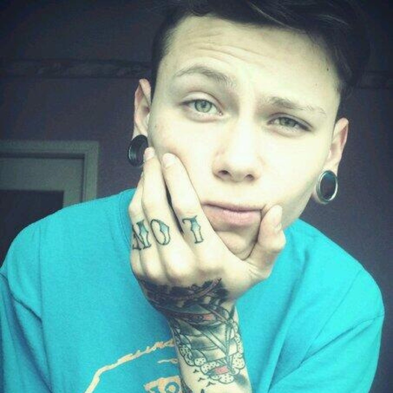 frczen_'s profile picture. Food.