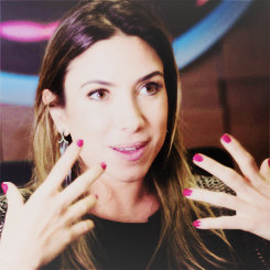 PRIMEIRO Fã Clube OFICIAL da @PatiAbravanel no Brasil - Since: 13.06.2O11 - Followed June 14.2O11.