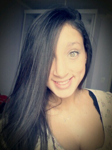 letsimone Profile Picture