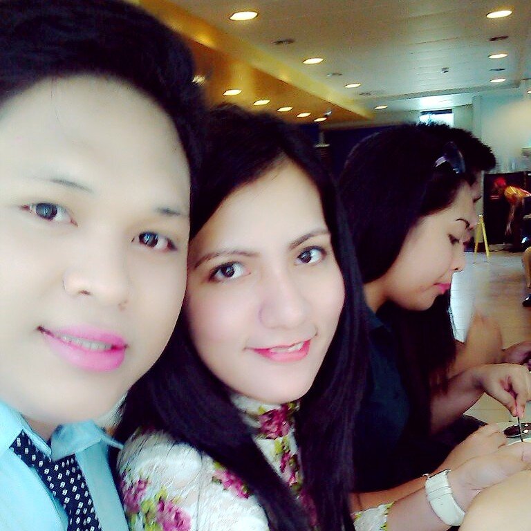 gyncesslovekpop's profile picture. I like Singing,Acting,and Dancing Thats my hobby when i Get BoreD !! pLS Follow ME ! Im a k-pop fanatics aLso !