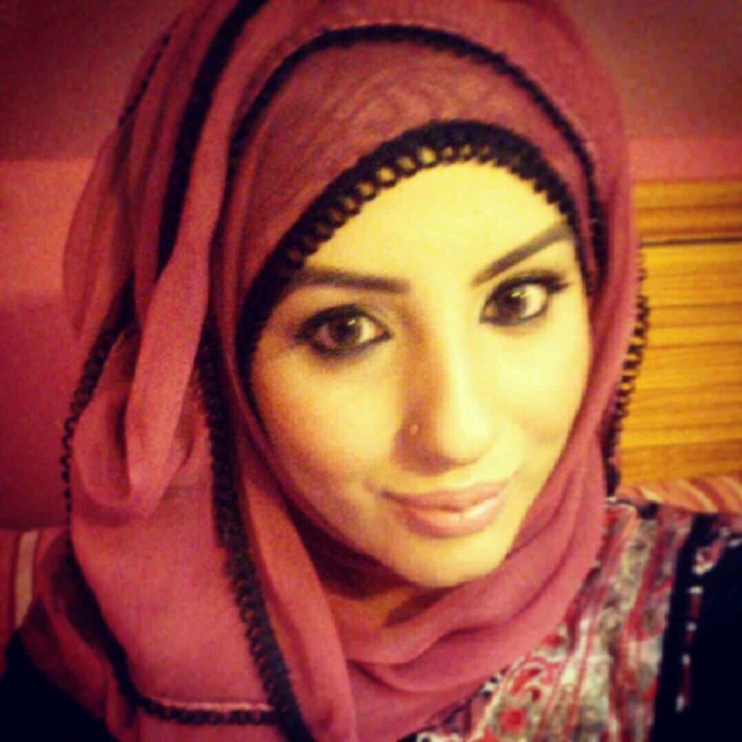 fozzi_786's profile picture. Simple girl in a not so simple world!  #Muslim #Pakistani #Punjabi #DeenOverDunya #Graduate #married