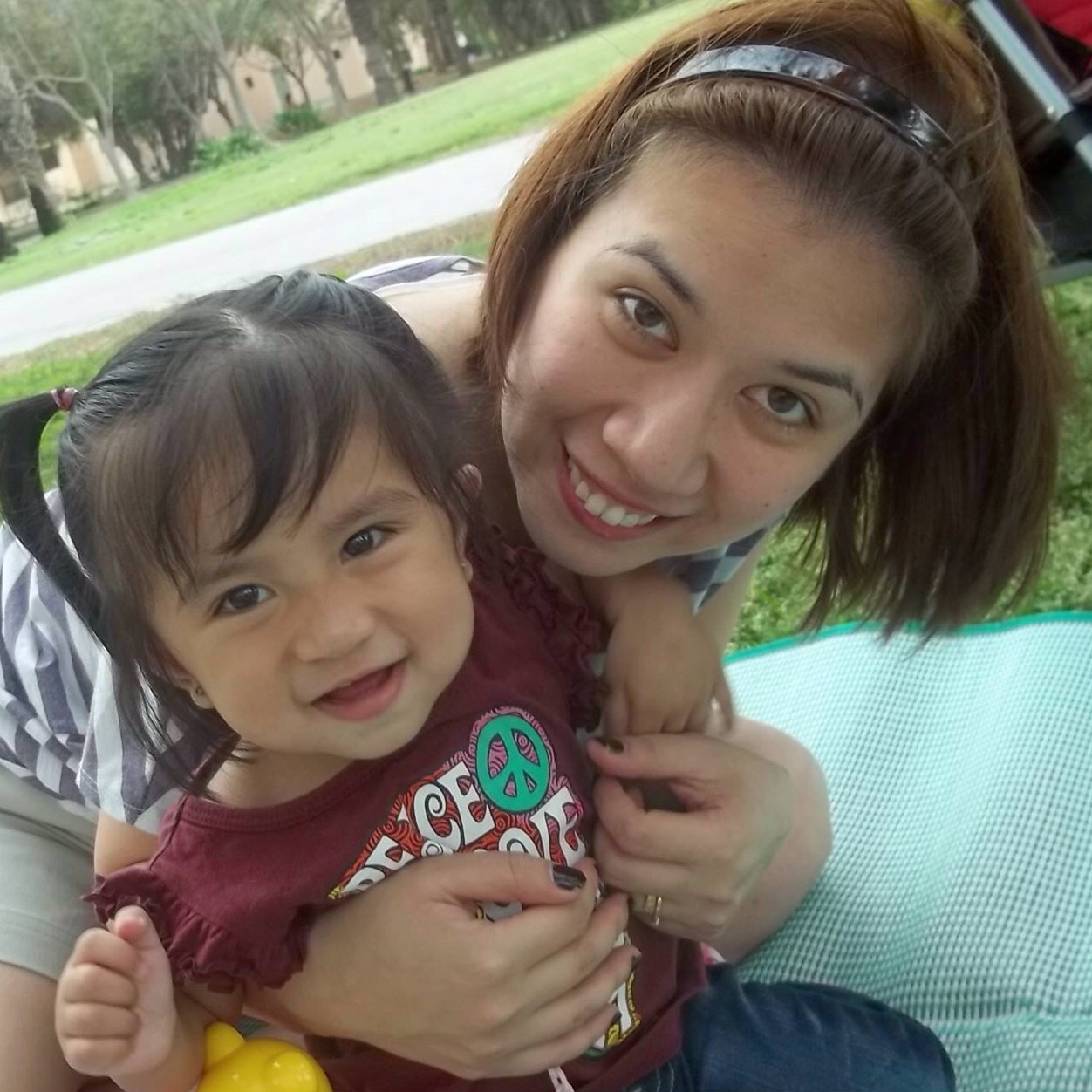 Mama to Sarah Jayden. Wife to Chris.