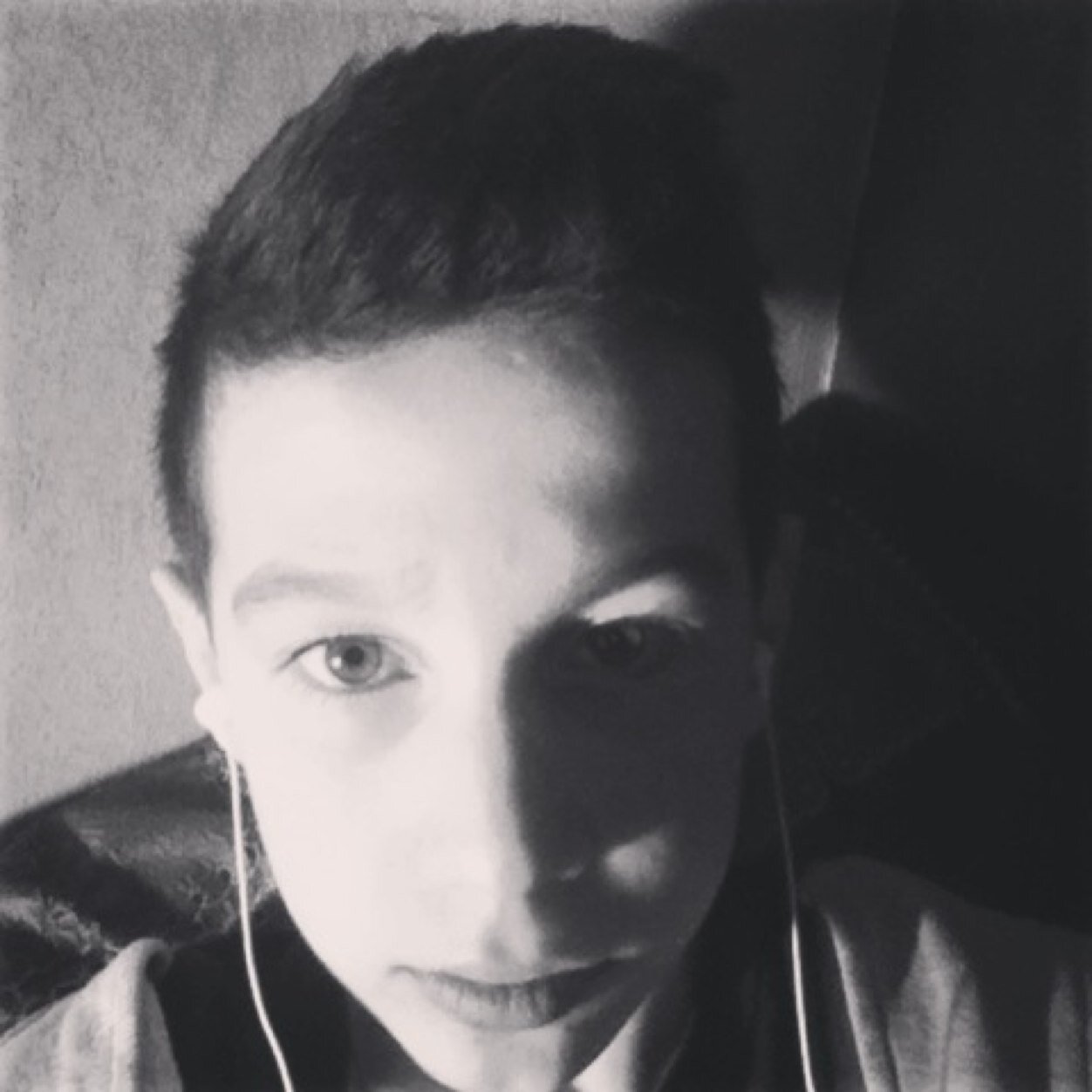 1er hugo 2e florian 3e tom.d et suiver moi sur skype et instagram #potes et devener mes folowers