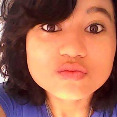 Hi , I'm Lara *-* I Love Michael Jackson,I live in  Brazil,&&& Pls Follow me and I follow back *---* Moonwalker
