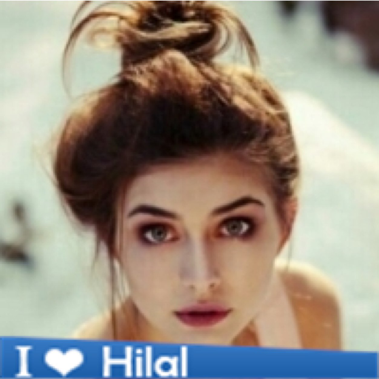 أنا والهلال؟ انكتبنا بالهوى عشاق♥♡♥ تابعني اتابعك ~‏