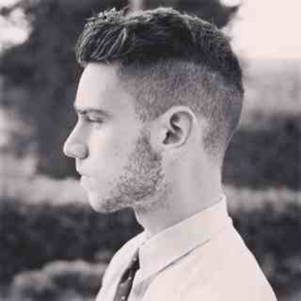 RedSn0w_xx's profile picture. SHOUT OUTS HERE http://t.co/t0DYApg4KL