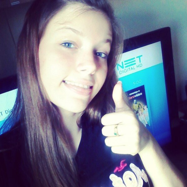 Rabeschi Fernandes ♥  .   http://t.co/SFBAhRVNC5.  -  ....        whats : 9.4853-9064
