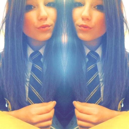 follow me for a follow back;3 dont kill my high bec ur feeling low;) BELIEBER FOR LIFE;3