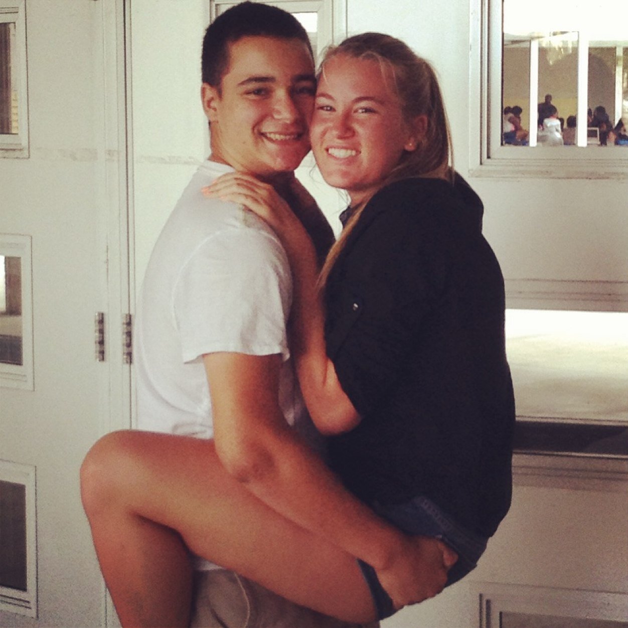 taylor_garcia15's profile picture. 