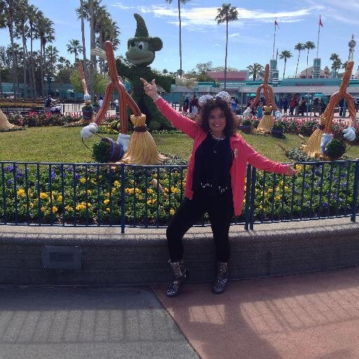 DebraLightfritz's profile picture. 