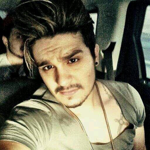 Nem que seja além dessa vida estaremos te esperando @luansantana !! Since:05/04/12 Tio ju seguiiuu 31/01/13 sz