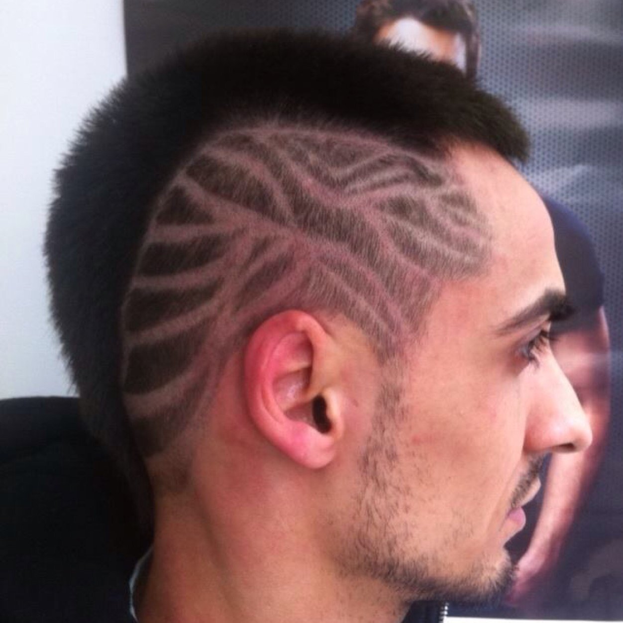 Veyishairdesign's profile picture. 