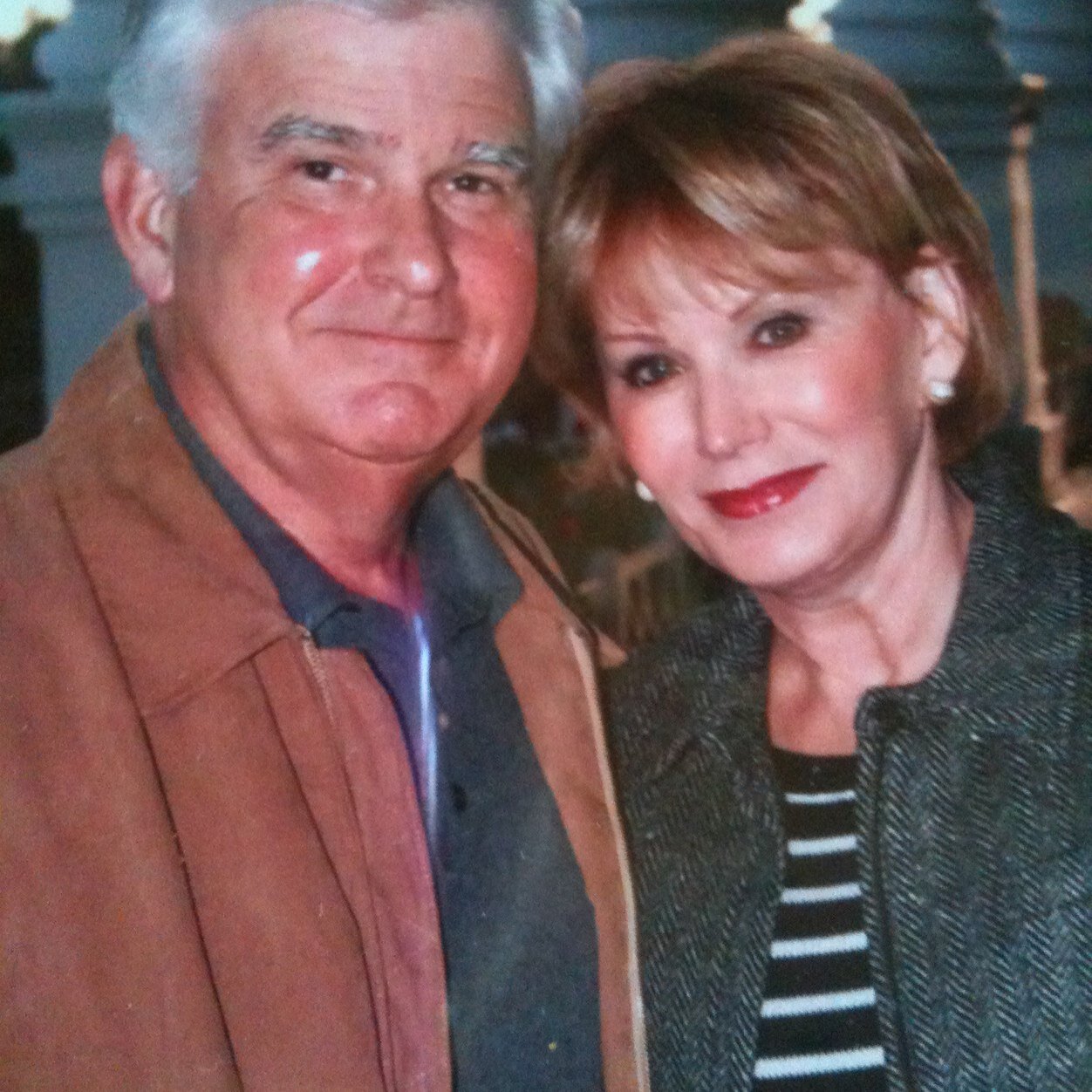 Turtle10tweet's profile picture. Christian wife, mother, grandmother and artist