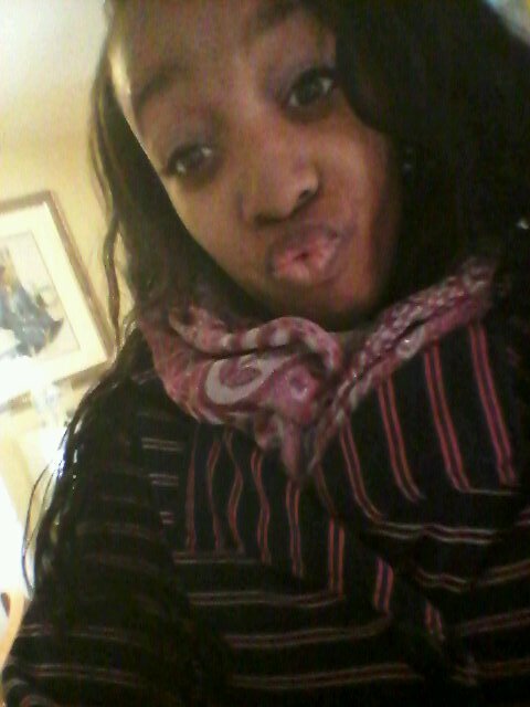 20|♥in life :) |#TeamFollowBack...#ProudParent .Just follow me ill lead ya to success ♦