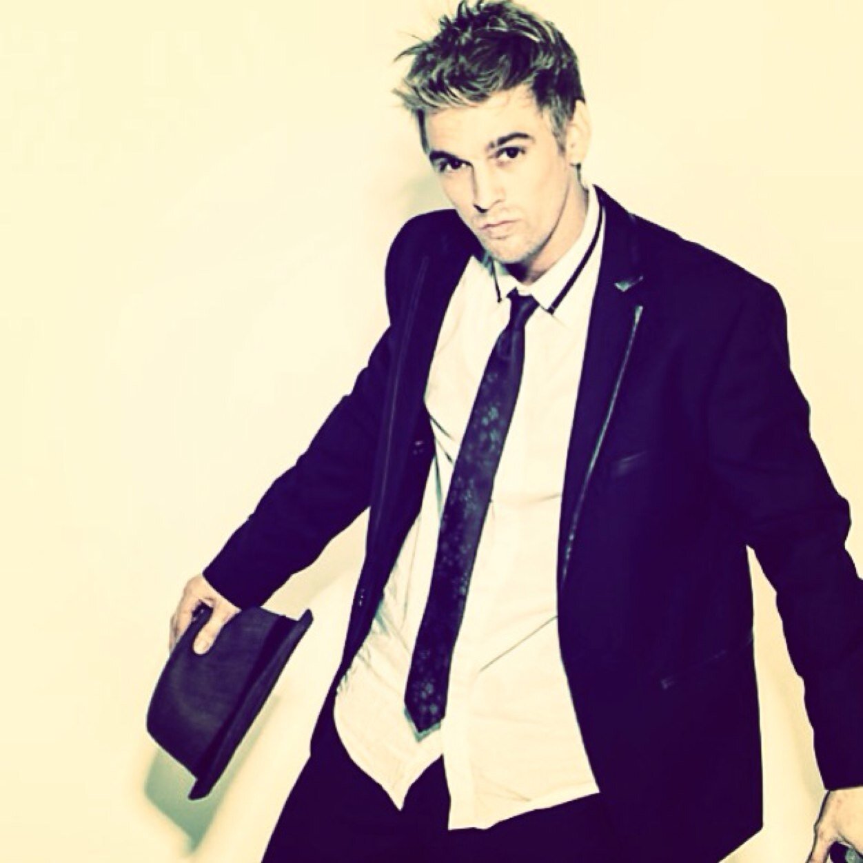 Welcome to the official South Carolina Aaron Carter Street Team Twitter!
Here you will find updates on all things AC in the area!
#AaronCarterNewLp