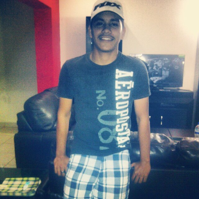 Sigueme Y Te Sigo ♥.           Pin:2792176C   Instagram:adrianromo_           (Apatzingan Michoacan)