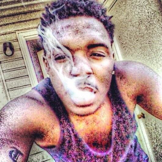 #Free My 6ruh Tre #M.O.E Real Is All You GeT From Me ,IM ME, I DO ME, AND I CHILL #Follow Me!