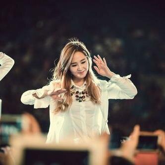 Kwon Yuri. 1989. SM Entertainment // Bestie(@jsyjesc)
