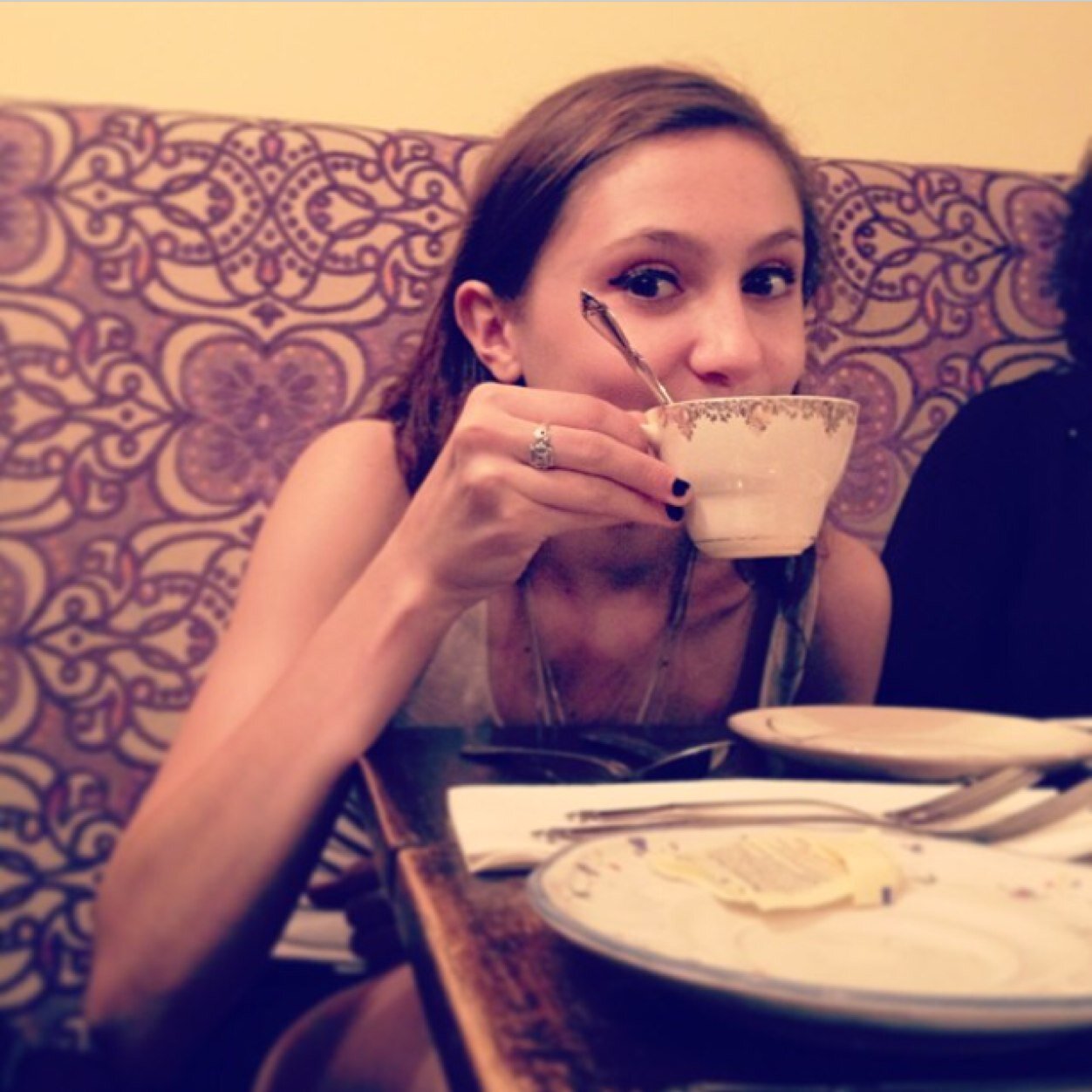 leslee_13_'s profile picture. its a teenage thing