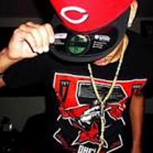 dope_isme00's profile picture. AYYO...ITS ME CHRIS.. one thing about me I do NOT like fakes.. So if you know you a fake GTFO my shyttt