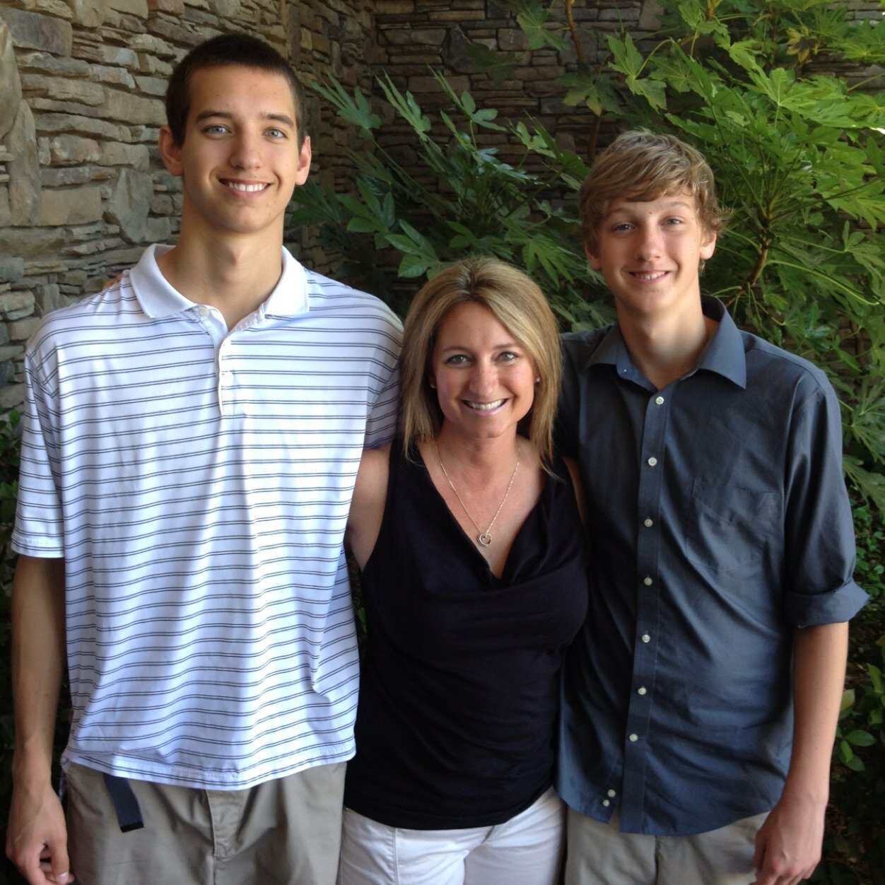 gdrake1000's profile picture. Mom/Wife/Career Woman/Fun Friend...