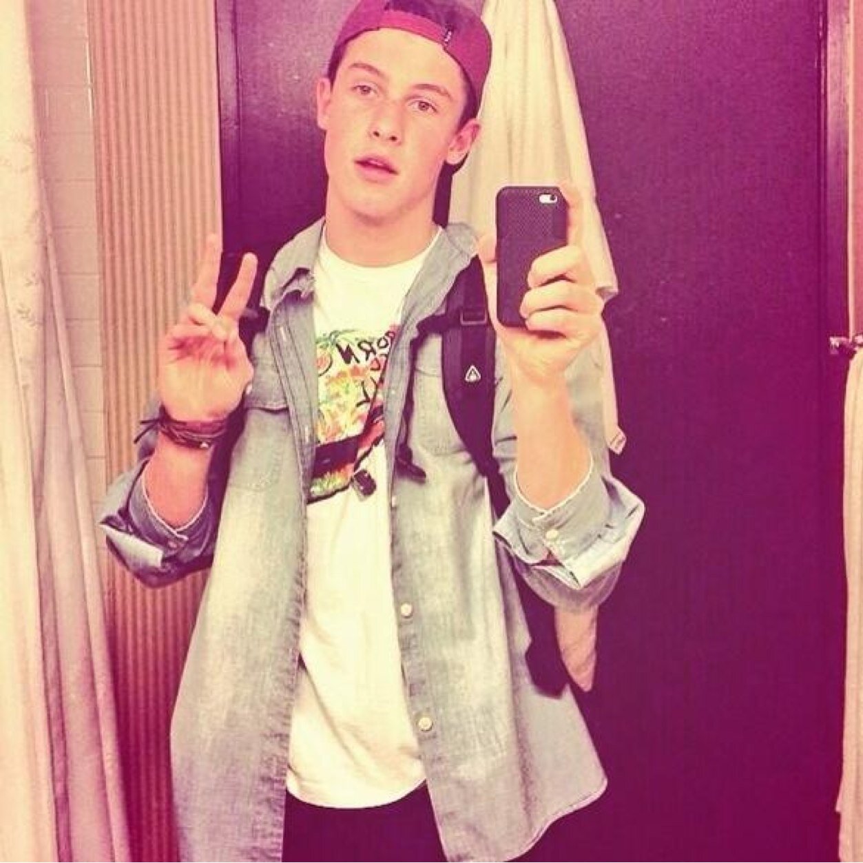 perfmxgcon's profile picture. 9 boys