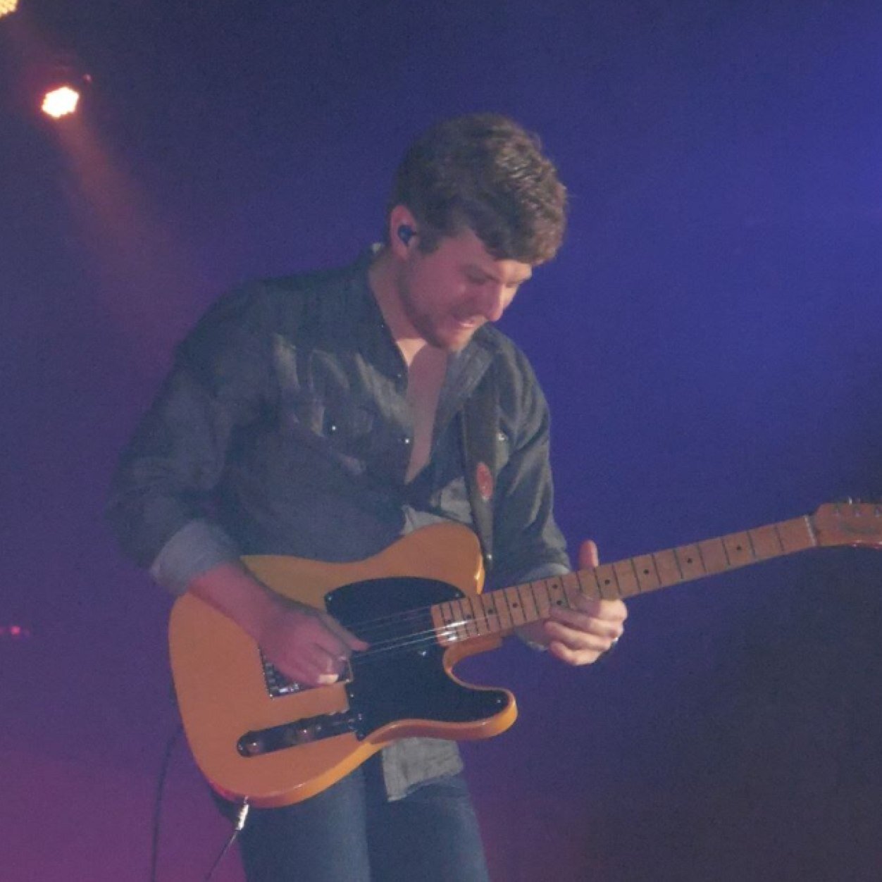 Rogtheguitarman's profile picture. East KY. Bleedin' Blue. Guitar slinger for that Moore feller. Fisherman. Hunter. App-uh-lachin.